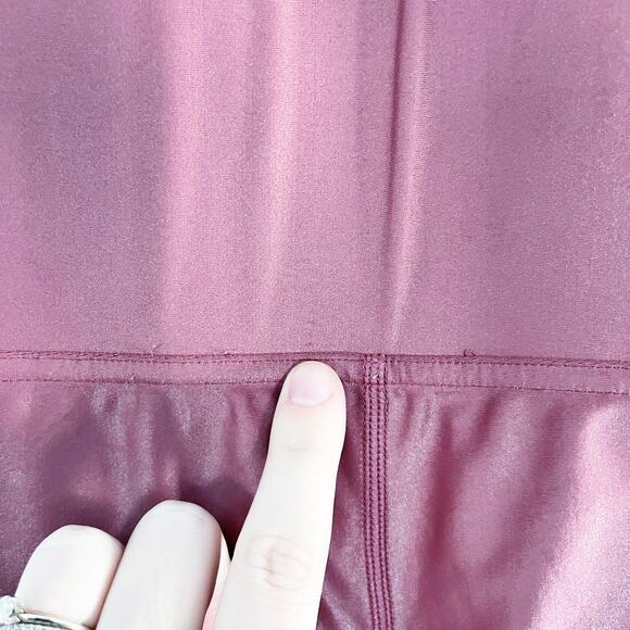 Carbon38 High Rise 7/8 Legging in Takara Shine - Picture 5 of 7